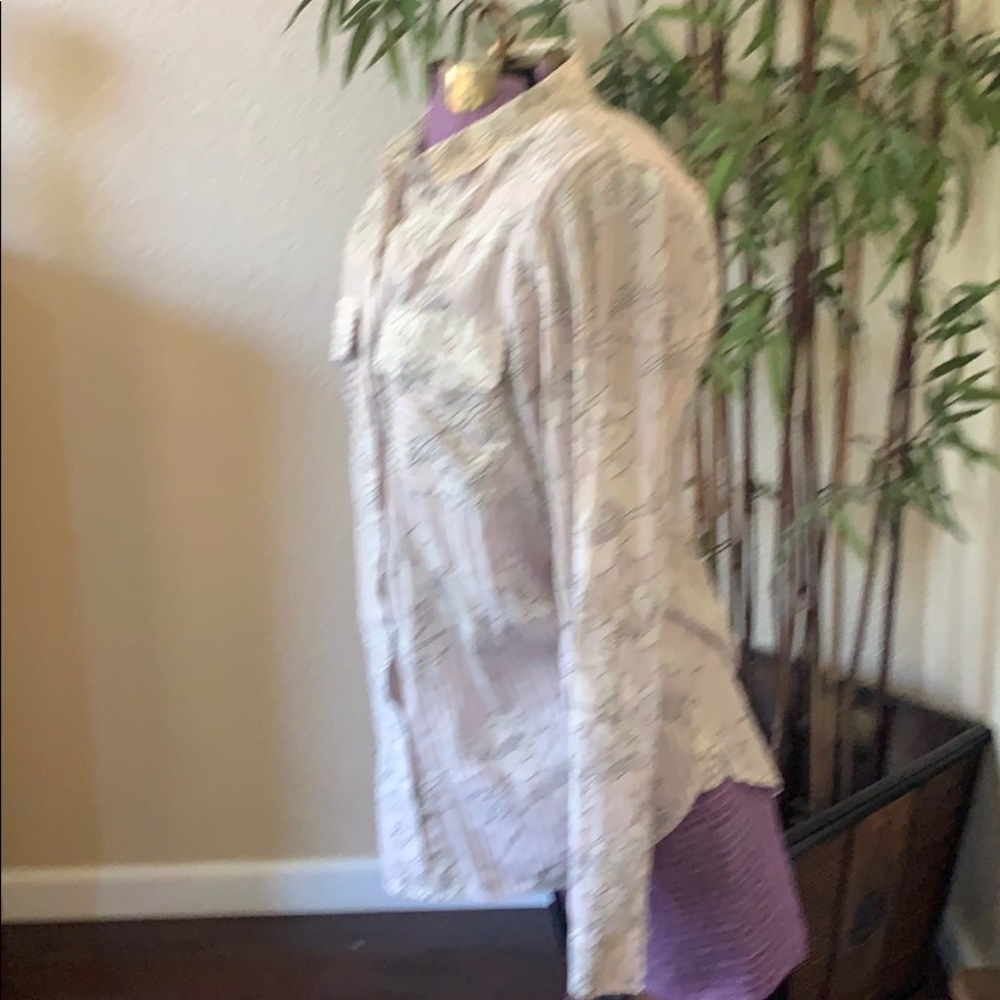 Express button down blouse - Picture 3 of 4